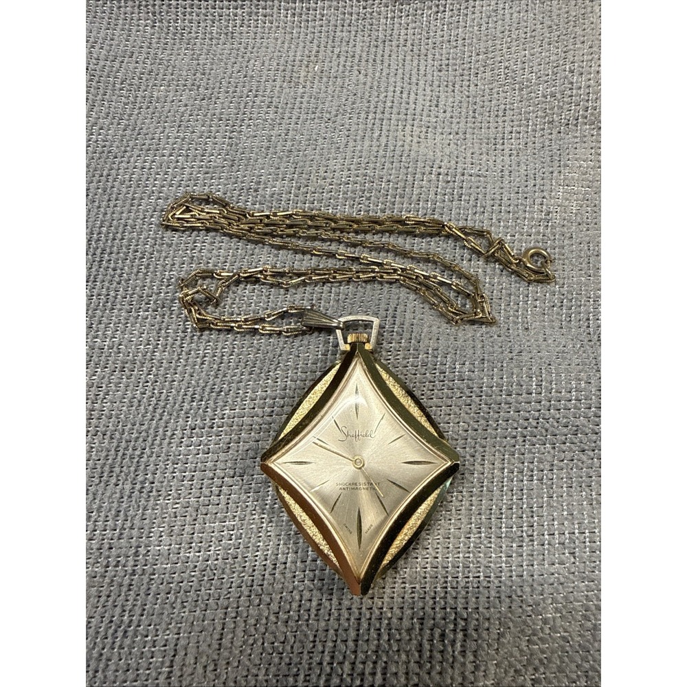 Vintage Sheffield Pendant Watch Necklace Manual Wind Gold Tone 41mm